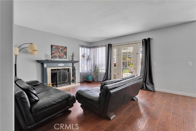 Image 7 of 26 For 40054 Oak Grove Avenue