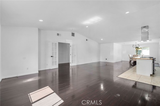 8627 Vicki Drive, Whittier CA: https://media.crmls.org/medias/56fa84de-bb07-4fe9-afff-11b732fa3e6e.jpg
