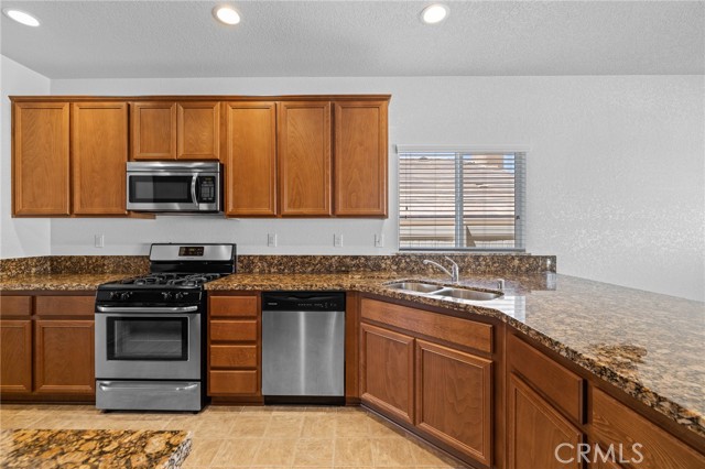Detail Gallery Image 20 of 46 For 37152 Waltham Pl, Palmdale,  CA 93550 - 4 Beds | 2 Baths