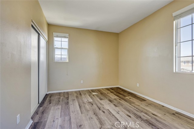 Detail Gallery Image 11 of 40 For 5750 Kingsbury, Palmdale,  CA 93552 - – Beds | – Baths