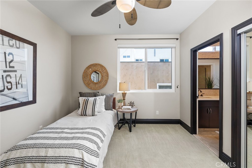 4308 The Strand