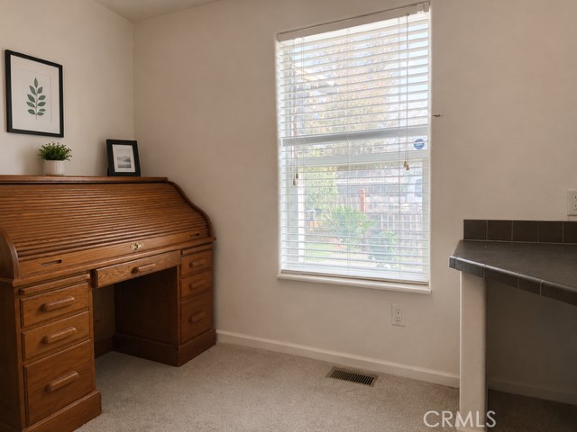 https://media.crmls.org/medias/56fb4aba-3d25-48a1-aac2-96aa91e66b4d.jpg?preset=X-Large