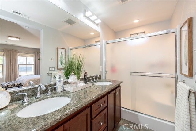 Detail Gallery Image 21 of 31 For 12371 Claredon Dr #6,  Rancho Cucamonga,  CA 91739 - 3 Beds | 3/1 Baths