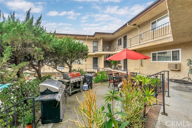 Detail Gallery Image 31 of 41 For 3907 La Crescenta Avenue #208,  La Crescenta,  CA 91214 - 1 Beds | 1 Baths