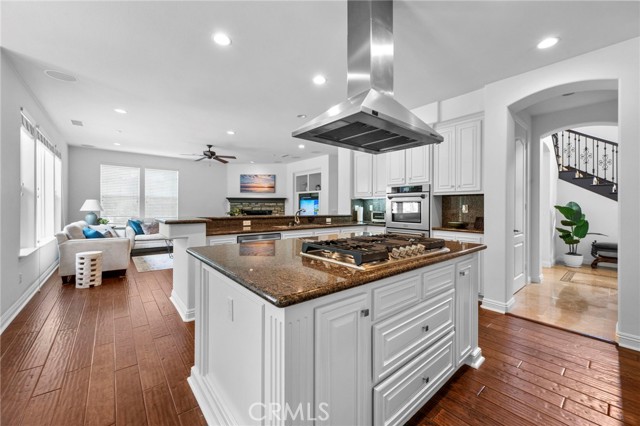 2515 Costero Magestuoso, San Clemente CA: https://media.crmls.org/medias/56fcd186-53a5-4cfe-82dd-4c7a24b2090e.jpg