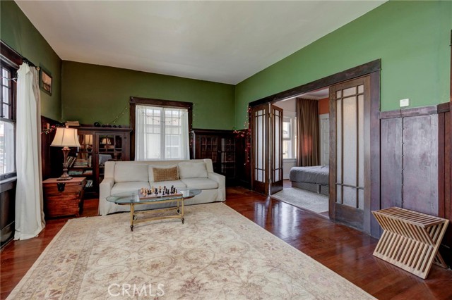 571 W 17th Street, San Pedro CA: https://media.crmls.org/medias/56fcf1c3-4dd5-407c-987b-0ef04c639037.jpg