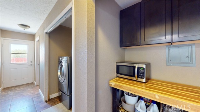 Detail Gallery Image 27 of 74 For 14380 La Brisa Rd, Victorville,  CA 92392 - 4 Beds | 2/1 Baths
