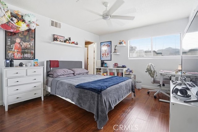 Detail Gallery Image 26 of 43 For 14325 Foothill #9,  Sylmar,  CA 91342 - 2 Beds | 2/1 Baths