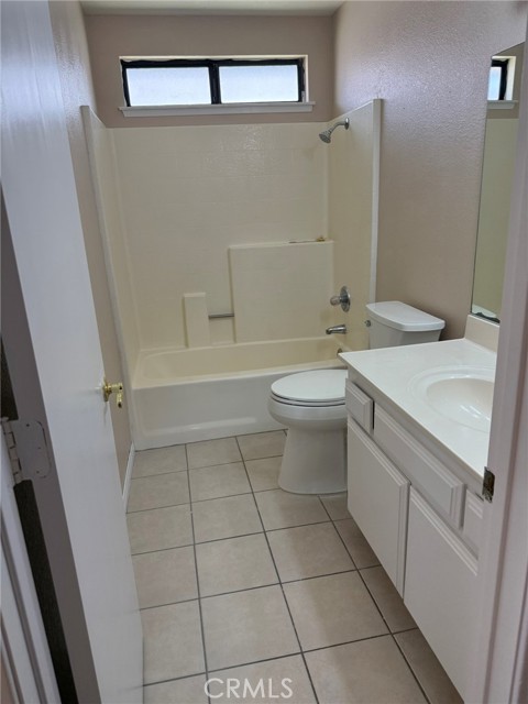 Detail Gallery Image 17 of 21 For 1000 Broadway, Barstow,  CA 92311 - 3 Beds | 2 Baths