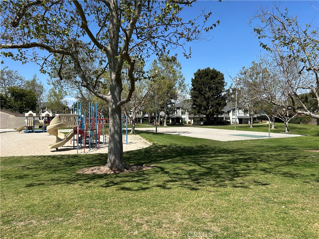https://media.crmls.org/medias/56fd9389-d1e5-4dbf-921f-5bf2b5d2d26e.jpg?preset=X-Large