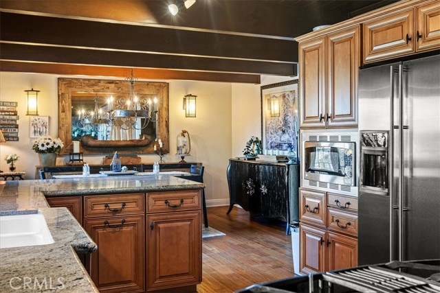 Detail Gallery Image 10 of 41 For 28906 Palisades Dr, Lake Arrowhead,  CA 92352 - 4 Beds | 3/1 Baths