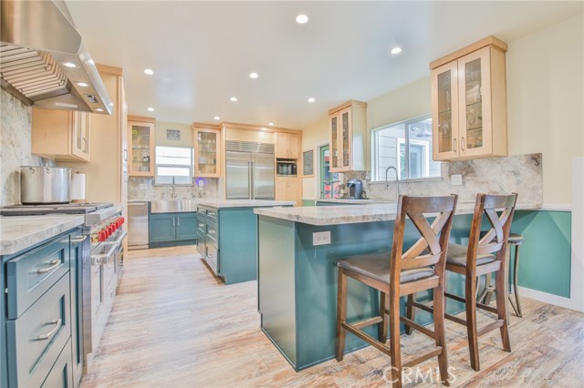 717 Ultimo Avenue, Long Beach CA: https://media.crmls.org/medias/56fe7678-1973-493c-b0ed-30fe54ee905d.jpg