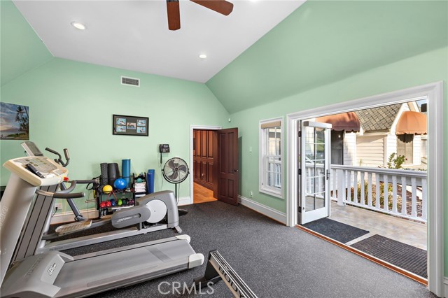 Image 39 of 56 For 30882 Via Colinas