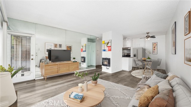 Detail Gallery Image 2 of 17 For 4431 Don Ricardo Dr #20,  Los Angeles,  CA 90008 - 1 Beds | 1 Baths