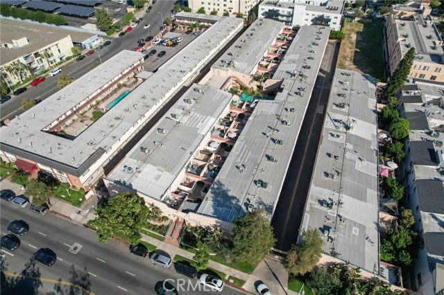 Detail Gallery Image 22 of 22 For 7924 Woodman Ave #78,  Panorama City,  CA 91402 - 2 Beds | 2 Baths