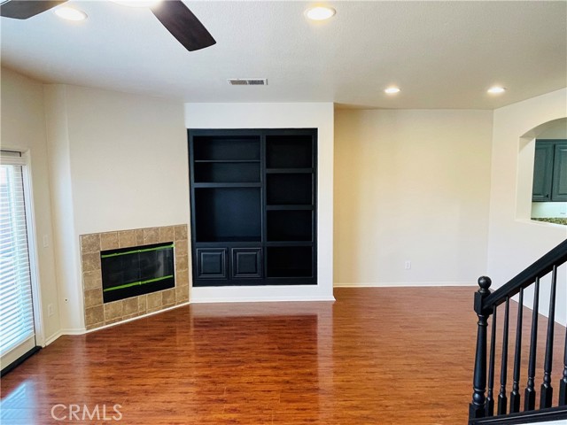 649 Sumner Way, Oceanside CA: https://media.crmls.org/medias/57000dff-4ae8-4d6a-a2fe-1d3af85d2734.jpg