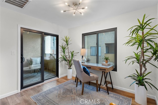 Detail Gallery Image 11 of 33 For 2304 Mathews Ave #6,  Redondo Beach,  CA 90278 - 2 Beds | 2/1 Baths