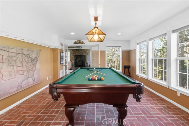 Detail Gallery Image 28 of 72 For 174 Golf Course Rd, Lake Arrowhead,  CA 92352 - 4 Beds | 3/1 Baths