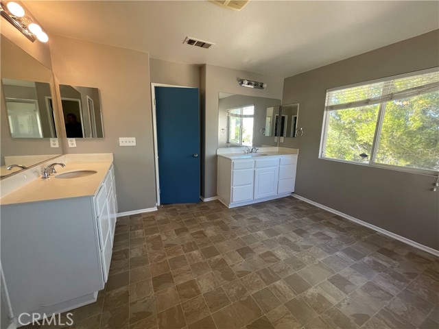 Detail Gallery Image 34 of 57 For 3233 W Avenue K1, Lancaster,  CA 93536 - 4 Beds | 3 Baths