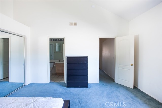 72 Vassar Aisle, Irvine CA: https://media.crmls.org/medias/5700a237-d467-4d4d-a633-5a5f3a2d4fc9.jpg