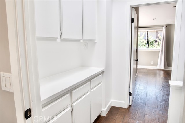2413 Chandler Avenue, 2 photo 6