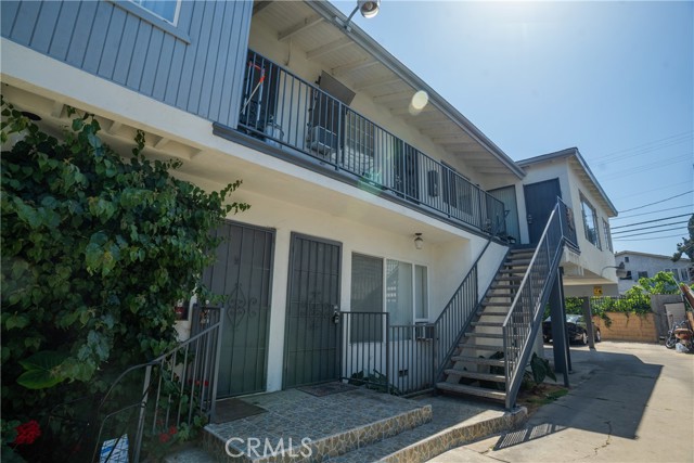 Detail Gallery Image 3 of 20 For 1629 S Van Ness Ave, Los Angeles,  CA 90019 - – Beds | – Baths