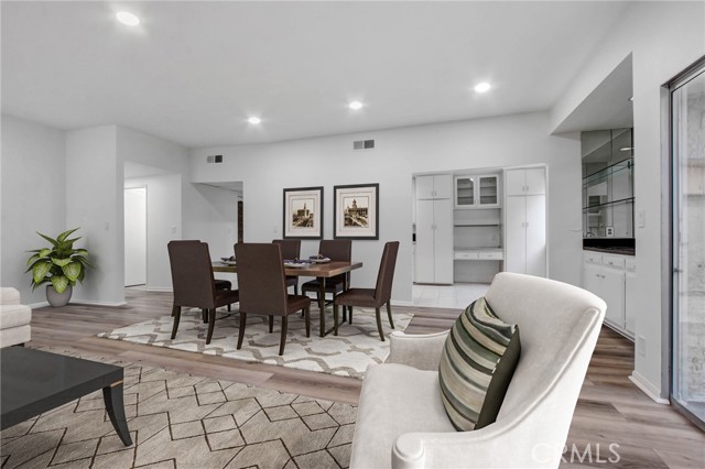 5139 Balboa Boulevard #102, Encino (los Angeles), CA, 91316 5139 Balboa Boulevard #102, Encino (los Angeles), CA, 91316