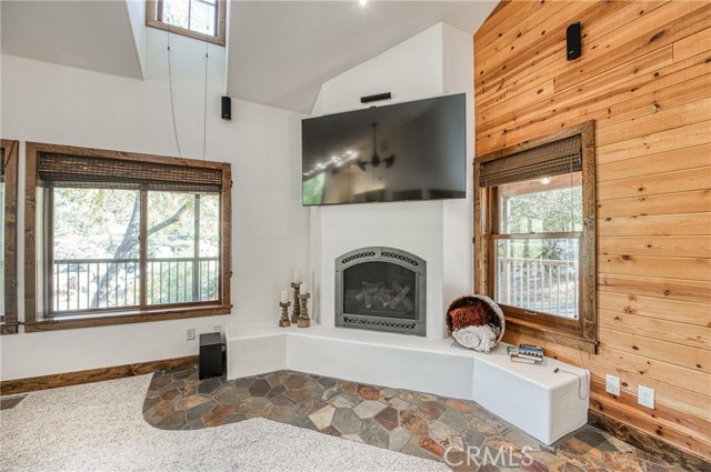 Detail Gallery Image 5 of 68 For 29459 Auberry, Prather,  CA 93651 - 3 Beds | 3/1 Baths