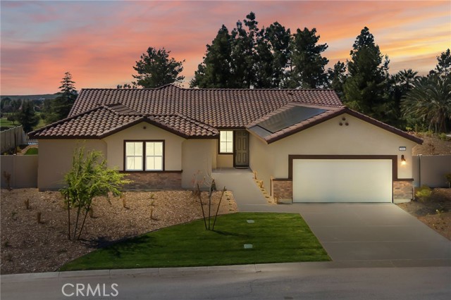 Image 0 of 72 For 5613 Levanto