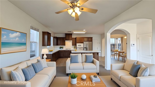 Detail Gallery Image 7 of 44 For 4361 W Artemisa, Fresno,  CA 93722 - 4 Beds | 2/1 Baths