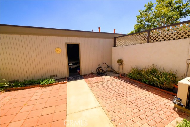 Detail Gallery Image 9 of 26 For 5132 Aspen, Montclair,  CA 91763 - 3 Beds | 3 Baths