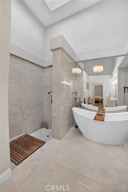 Detail Gallery Image 31 of 56 For 5 Northampton Ct #103,  Newport Beach,  CA 92660 - 3 Beds | 3/1 Baths