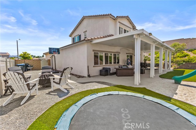 23982 Kerrigan Drive, Menifee CA: https://media.crmls.org/medias/5703faaf-d71f-4f6f-886c-a99f6a60b667.jpg