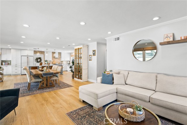 Detail Gallery Image 19 of 35 For 12921 Eveningside Dr, North Tustin,  CA 92705 - 3 Beds | 3 Baths