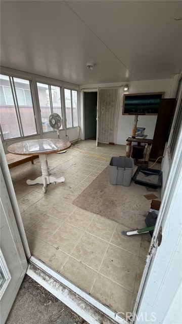 Detail Gallery Image 10 of 14 For 21117 Normandie, Torrance,  CA 90501 - 3 Beds | 1 Baths