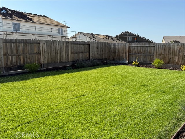 1858 Morro Court, Los Banos CA: https://media.crmls.org/medias/5704ac4f-7ccf-459f-9ac9-5b75a81fa544.jpg