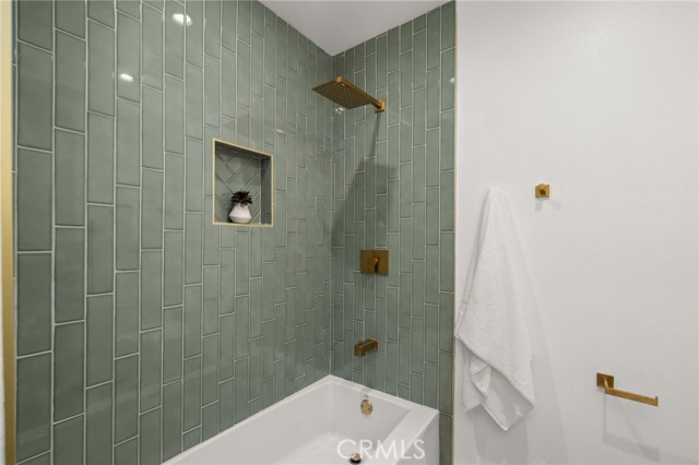 11143 Gonsalves Place, Cerritos CA: https://media.crmls.org/medias/57052bda-096c-46f8-a4f3-75da3f44acfc.jpg