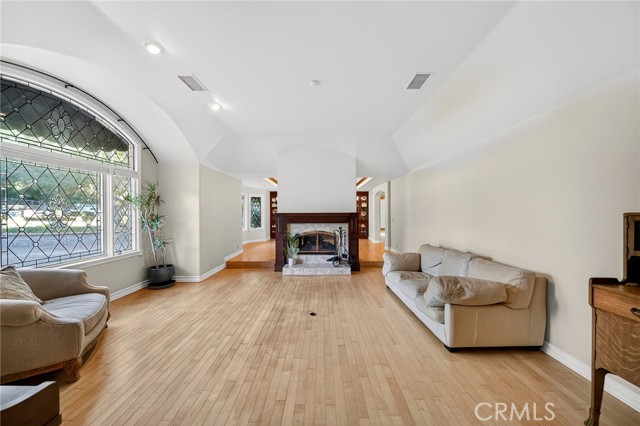 Detail Gallery Image 14 of 75 For 40833 Calle Bandido, Murrieta,  CA 92562 - 8 Beds | 7/2 Baths