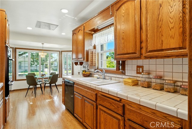 Image 8 of 38 For 3228 Marber Avenue