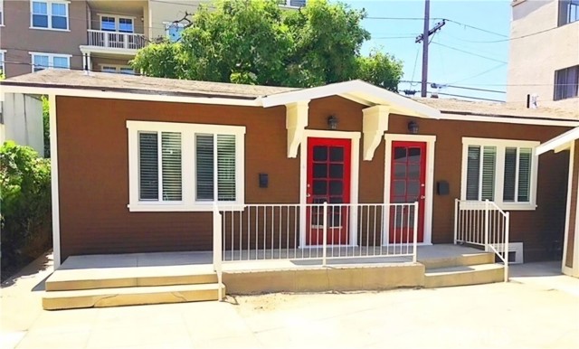 Detail Gallery Image 3 of 24 For 328 W California, Glendale,  CA 91203 - – Beds | – Baths