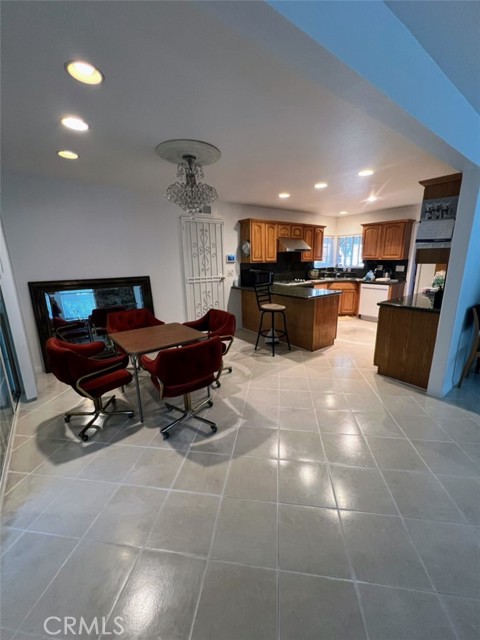 14691 ONTARIO Drive, Westminster CA: https://media.crmls.org/medias/57077d60-d2a8-47f0-9b0a-03fe3786b7bd.jpg