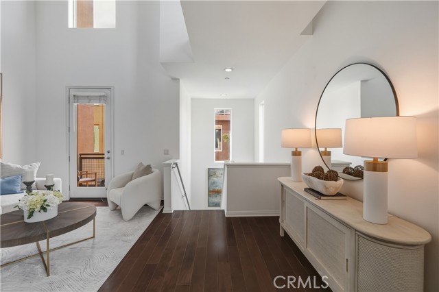 Detail Gallery Image 3 of 32 For 607 Rockefeller #72,  Irvine,  CA 92612 - 2 Beds | 2/1 Baths