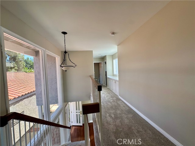 21903 Erie Lane, Lake Forest CA: https://media.crmls.org/medias/5707fe47-2132-462c-a4d4-c42d5ad2074a.jpg