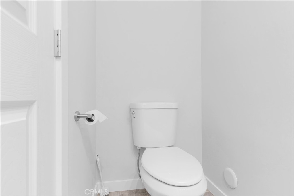 https://media.crmls.org/medias/57089b51-3cc7-425f-87b8-6f9ca8b06567.jpg?preset=X-Large