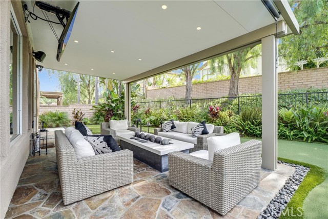 Detail Gallery Image 32 of 45 For 27372 Mondano Dr, Mission Viejo,  CA 92692 - 4 Beds | 2/1 Baths