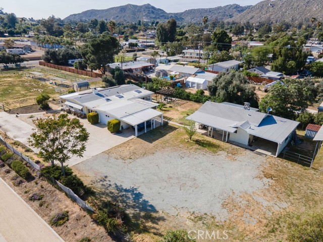 26730 Franklin Avenue, Hemet CA: https://media.crmls.org/medias/57092795-5af4-4e04-a54f-3ad2b65a7d32.jpg