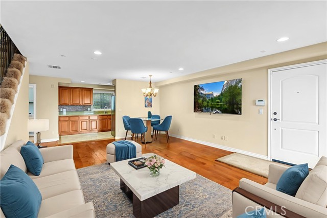 Detail Gallery Image 6 of 34 For 26404 Vermont #19,  Harbor City,  CA 90710 - 2 Beds | 2/1 Baths