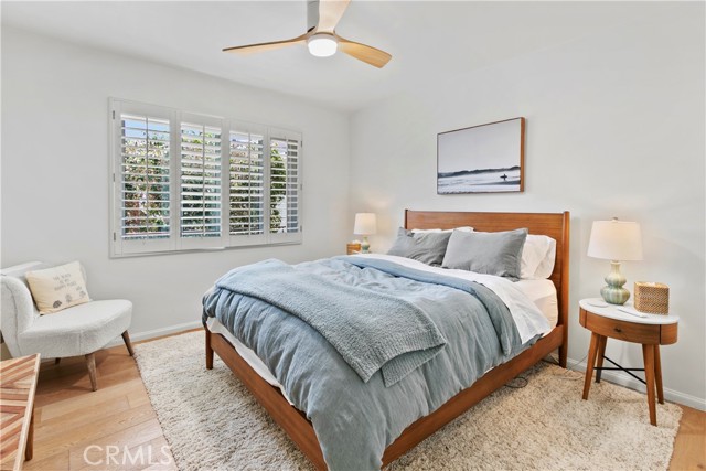 1570 Via Capri, Laguna Beach CA: https://media.crmls.org/medias/570aca98-1c6d-410c-9a3c-d6050acd8d90.jpg