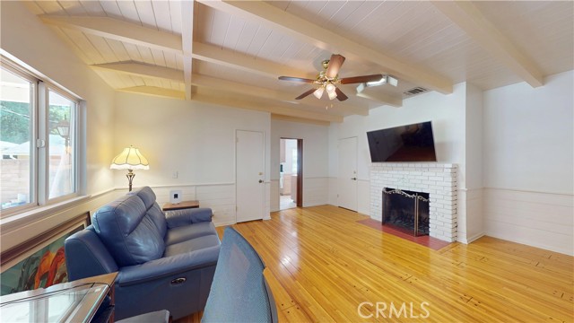13322 Valleyheart N Drive, Sherman Oaks CA: https://media.crmls.org/medias/570b19fa-35c6-4548-b522-6f907a17e404.jpg