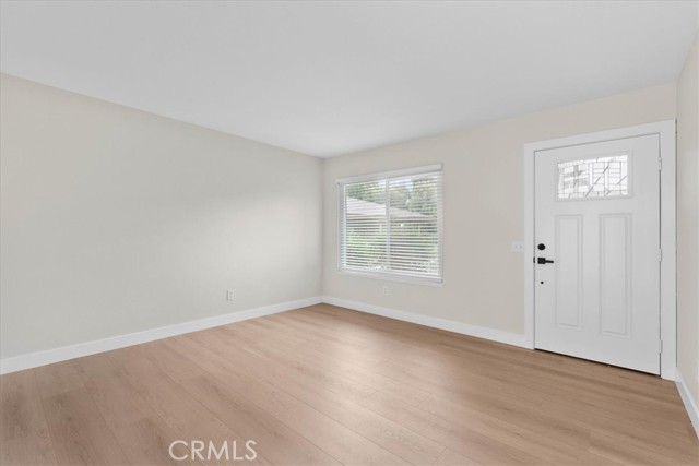 Detail Gallery Image 6 of 35 For 2171 S Magnolia Ave, Ontario,  CA 91762 - 3 Beds | 2 Baths